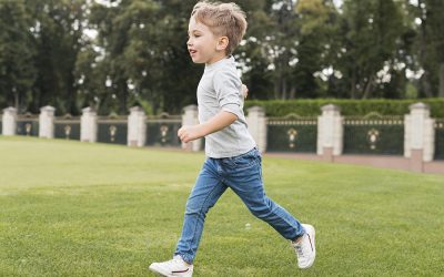 Little Feet on the Go: A Fun Guide to Toddler Treads and Fancy Shoes